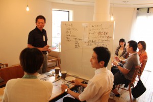 ホワイトボードを使って近況報告